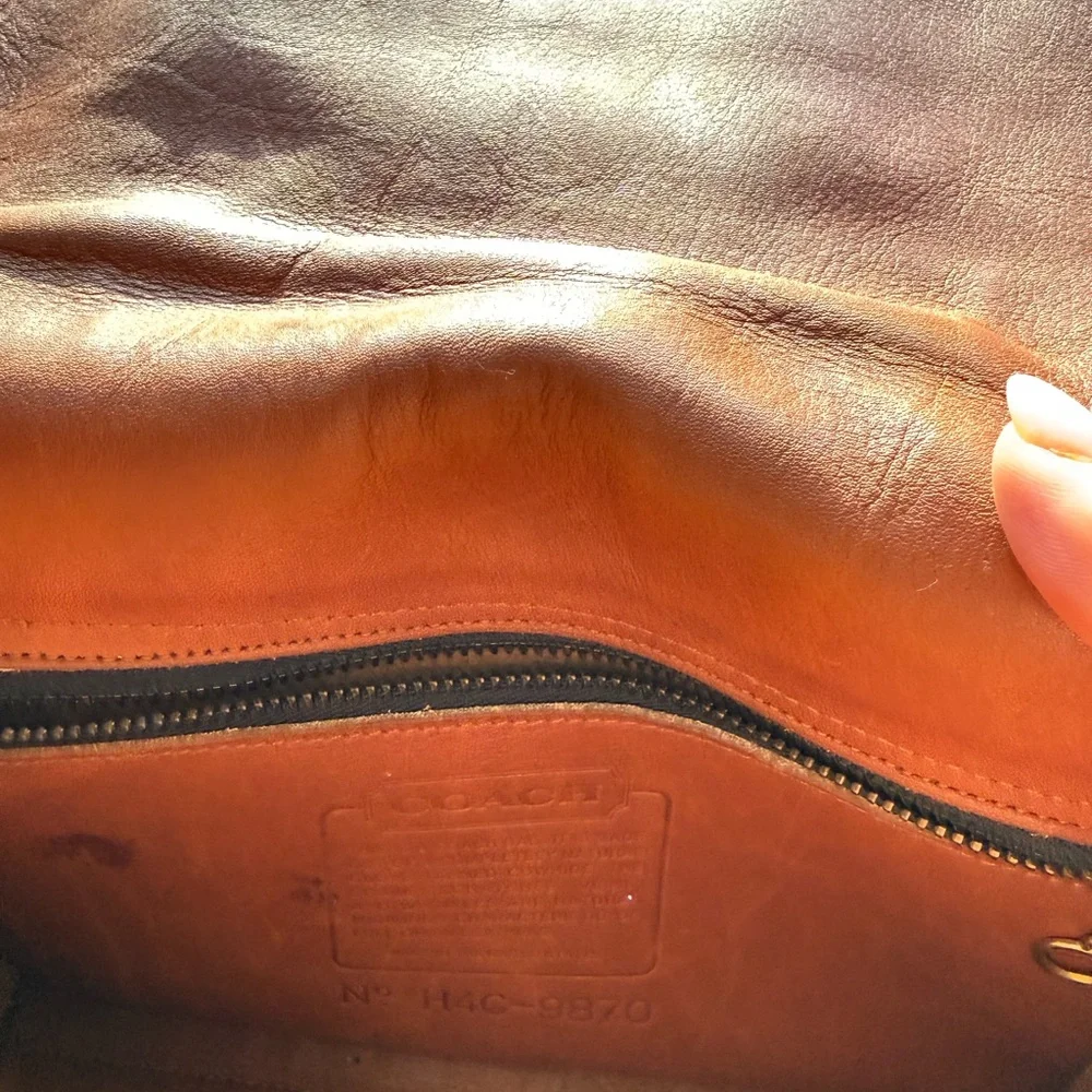 Vintage Coach Court 9870 Bag - Picture 4 of 8
